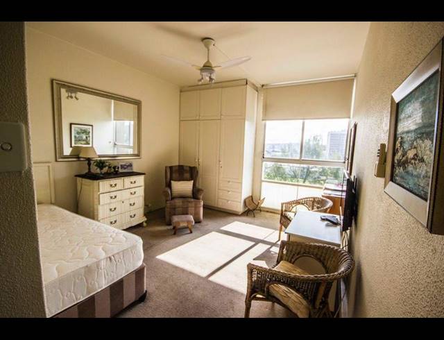 1 BEDROOM APARTMENT FOR SALE IN DURBAN BEACH